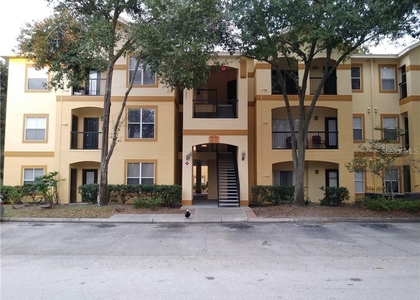 5620 Pinnacle Heights Circle - Photo 1