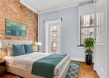 NoLita / Mott & Prince st - Photo 1