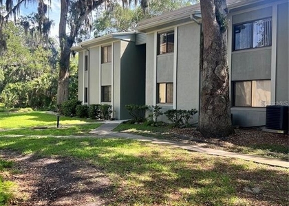 310 Palm Coast Parkway Ne - Photo 1
