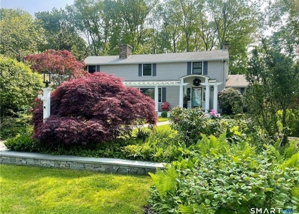 32 Tuxis Road - Photo 1