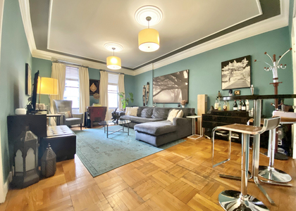West 29th Street - Photo 1