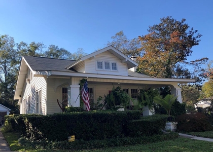 218 West Drive - Photo 1