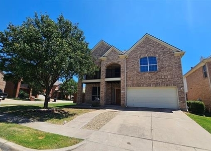 5236 Hilcroft Road - Photo 1
