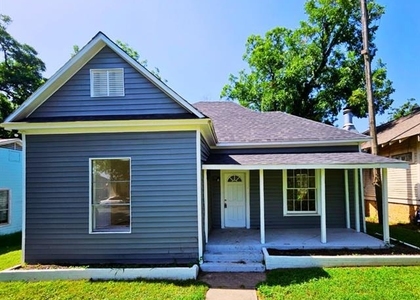 604 E Morton Street - Photo 1