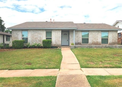 4729 Nash Drive - Photo 1