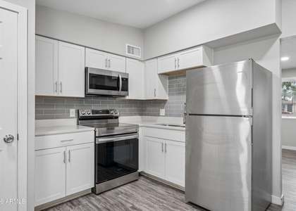 449 N Williams -- - Photo 1