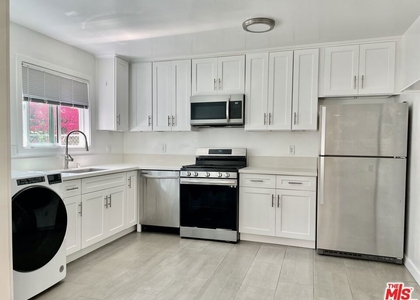 629 Hardin Drive - Photo 1