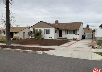 649 Tufts Avenue - Photo 1