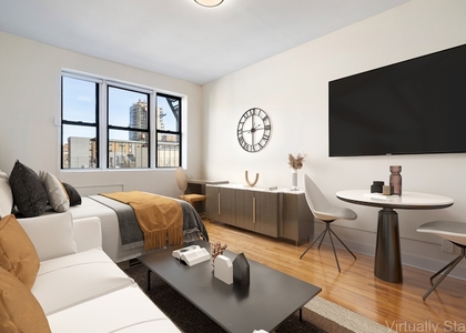 East 11th Street - Photo 1
