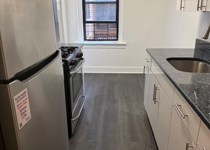 3721 80 Street - Photo 1