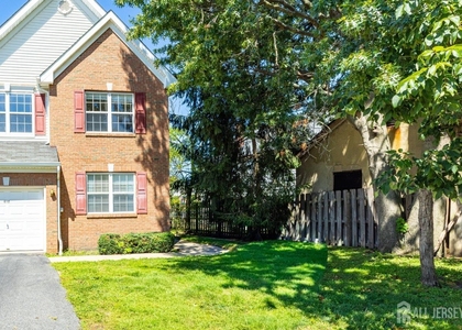 315 Birch Court - Photo 1