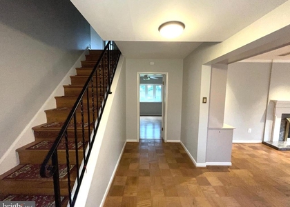 6933 Tyndale Street - Photo 1