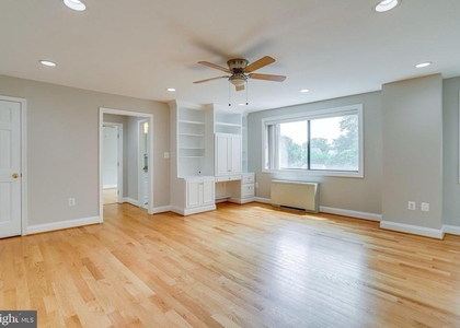 3515 Washington Boulevard - Photo 1