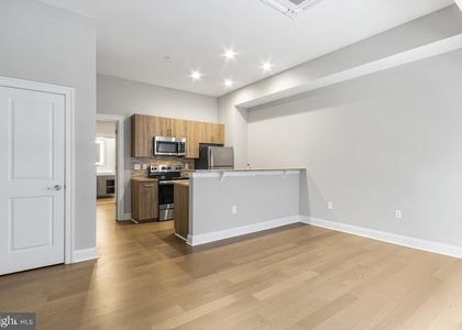 1300 Chestnut Street - Photo 1