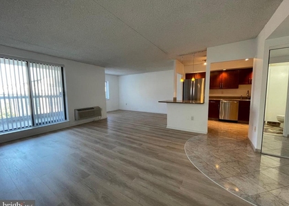 530 S 2nd Street - Photo 1