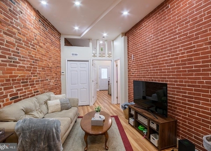 1122 E Passyunk Avenue - Photo 1