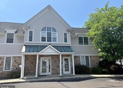 515 N Main Street - Photo 1
