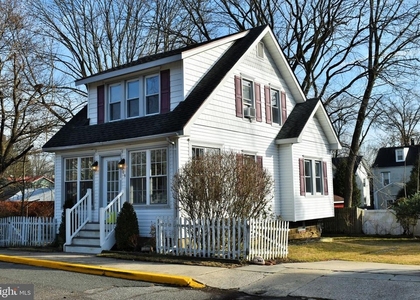 19 Snowden Avenue - Photo 1