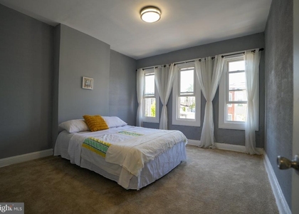 1603 E Lanvale Street - Photo 1