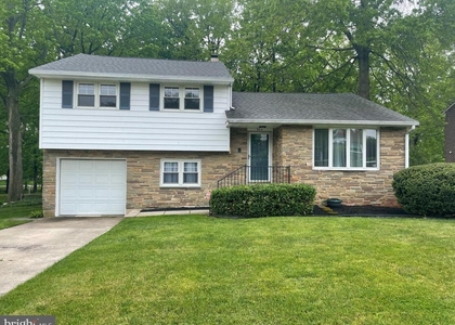 202 Alders Drive - Photo 1