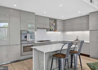 810 O Street Nw - Photo 1