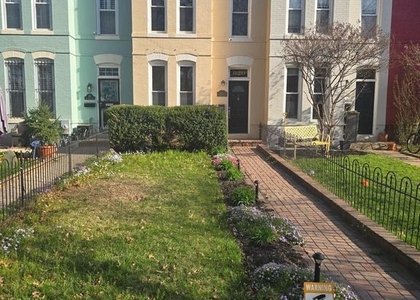820 K Street Ne - Photo 1