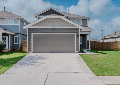 237 Driftwood Ln - Photo 1