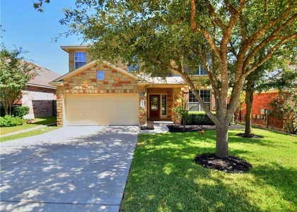 1802 Greenside Trl - Photo 1