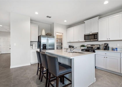 1356 Eagle Ridge Trl - Photo 1