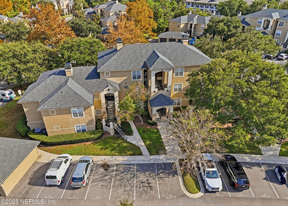 1655 The Greens Way - Photo 1