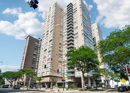 6301 N Sheridan Road - Photo 1