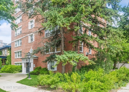 1101 Grove Street - Photo 1
