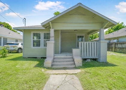 220 Engel Street - Photo 1