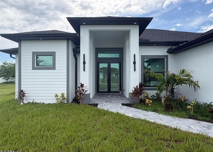 2213 Ne 13th Avenue - Photo 1