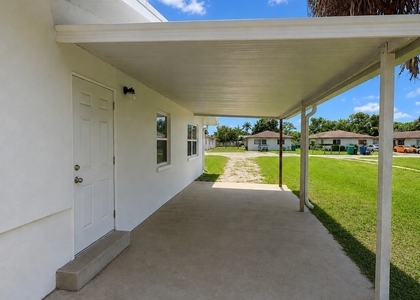 559 Wood Avenue - Photo 1