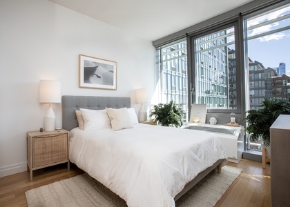 West 54th Street - Photo 1