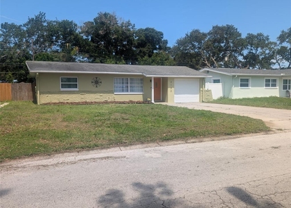 2132 Isabelle Street - Photo 1