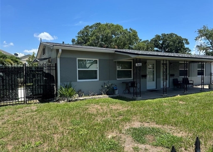 2845 9th Avenue N - Photo 1