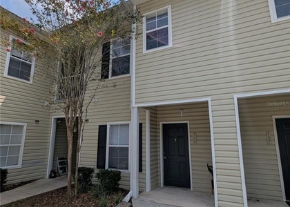 4833 Nw 46th Place - Photo 1