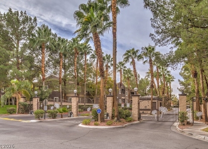 5250 S Rainbow Boulevard - Photo 1
