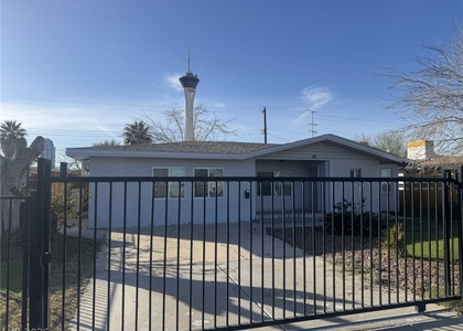 2200 S 6th Street - Photo 1