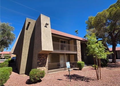 5134 River Glen Drive - Photo 1