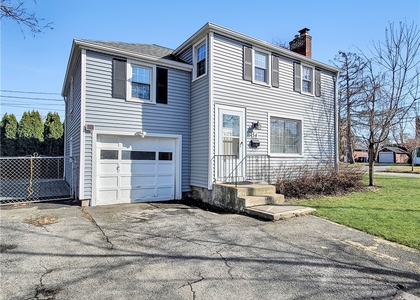 54 Westmoreland Drive - Photo 1