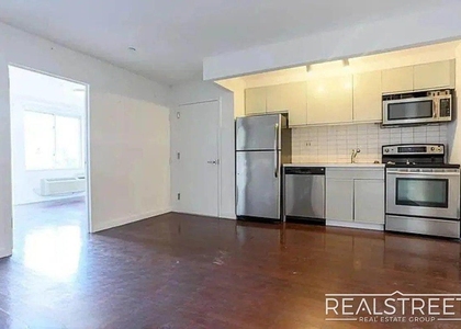 286 Stanhope Street - Photo 1