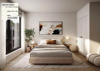 Bedford Avenue - Photo 1