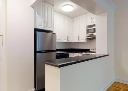 308 west 13th street  - Photo 1