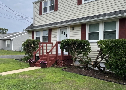 903 Catherine Street - Photo 1