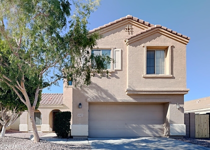 17472 W Watson Lane - Photo 1
