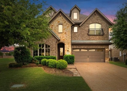 1040 Edgefield Lane - Photo 1