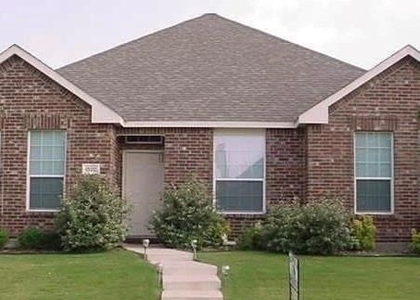 1520 Streams Way - Photo 1